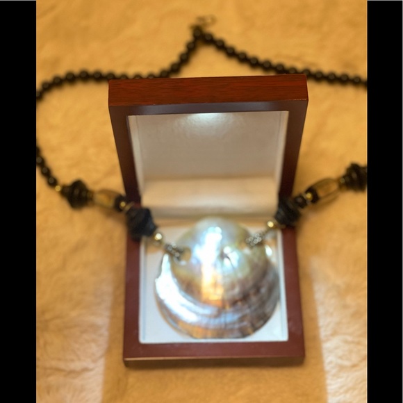 Classy Summer capers necklace - Picture 2 of 5